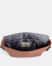 Load image into Gallery viewer, Bugatti SARTORIA II - Messenger bag